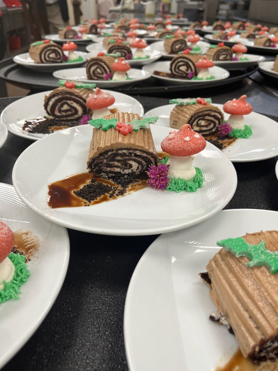 chef-dan-yule-log.jpg